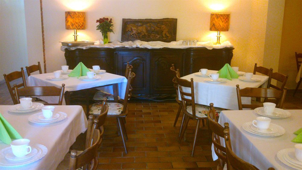 Hotel Kaiserhof Lehrte Esterno foto